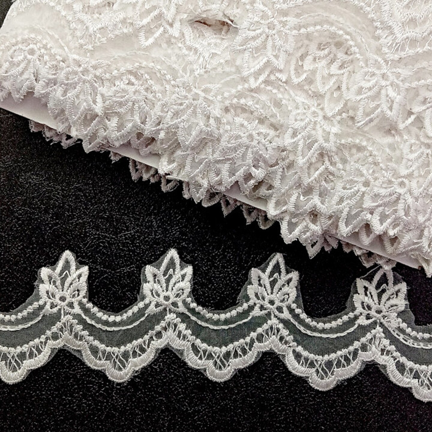 2&#x22; x 30 Yards White Venise Lace Trims