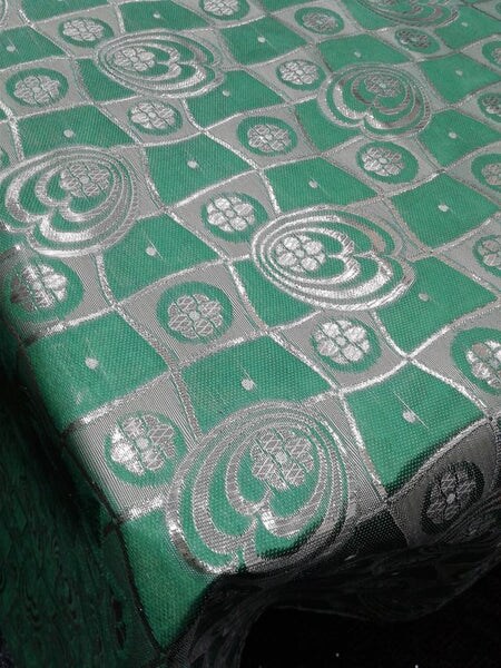 1 Yard Floral Metallic Jacquard Brocade Lime Green &#x26; Silver Fabric for Apparel Decor 60 Inch Width