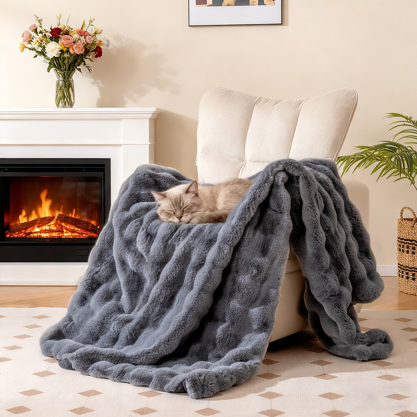 Luxury Faux Wolf Fur Blanket 740GSM Soft Plush Throw for Sofa