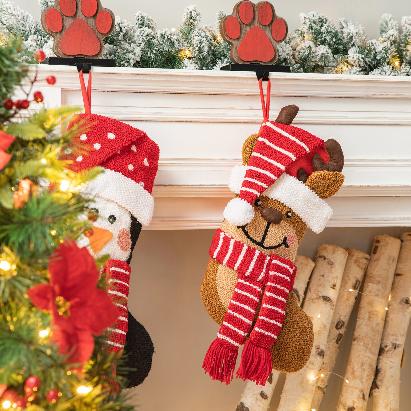 Set of 2 19.00&#x22;L Chrismas Decor Hooked Stockings