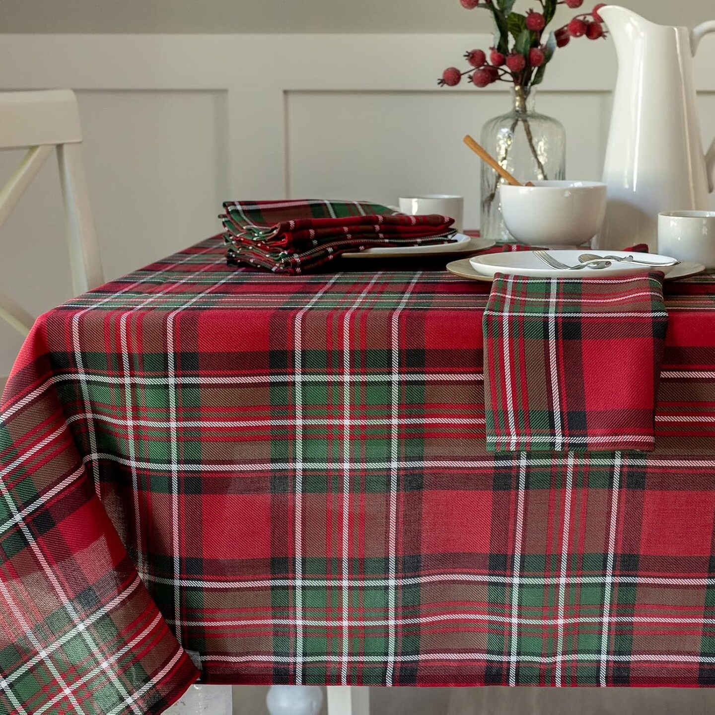 Holiday Plaid Yarn Dyed Fabric Table Cloth, Holiday, Winter, and Christmas Tablecloth (60&#x22; X 104&#x22; Rectangular, Red)