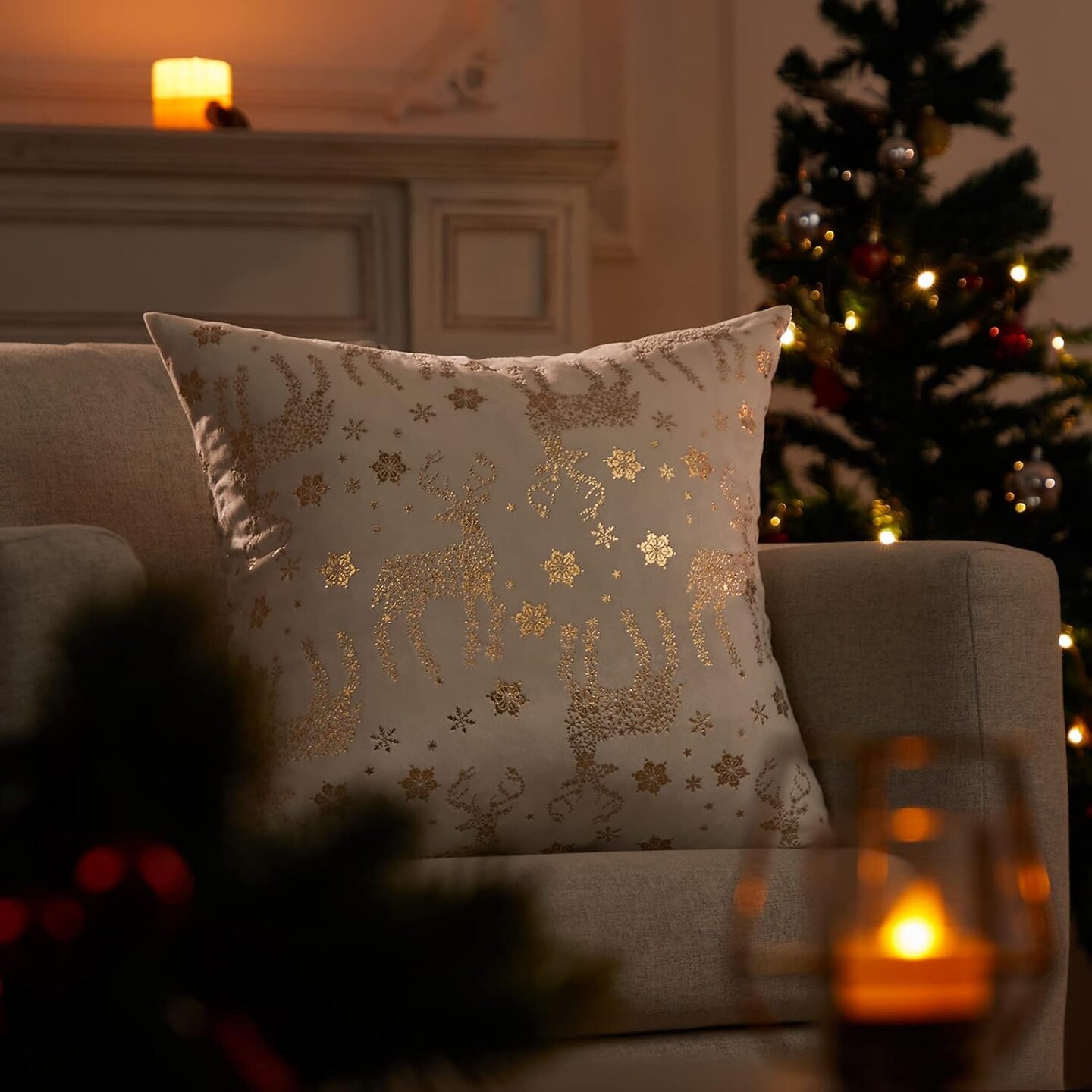 Christmas Pillow Covers 18x18 Set of 2,Xmas Cream Velvet Snowflake Reindeer Decorative Pillow Case Winter Holiday Decor for Home Couch,White and Gold