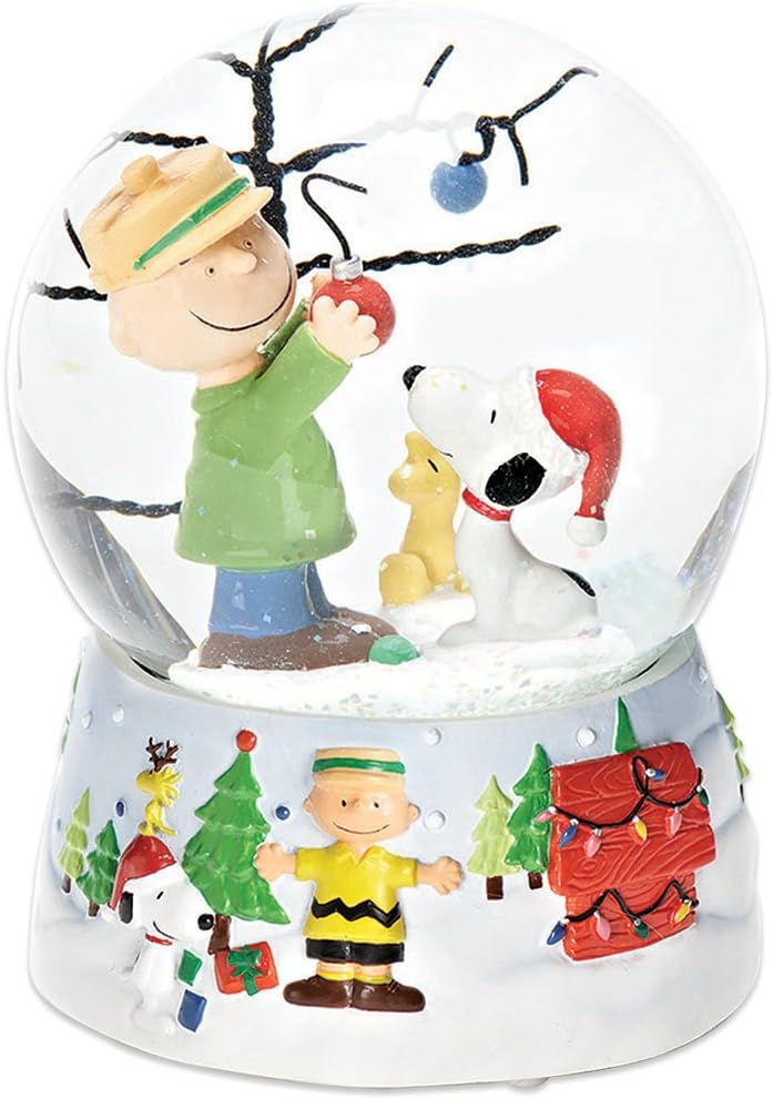 Peanuts Snoopy and Charlie Brown 100mm O Christmas Tree Musical Water Globe