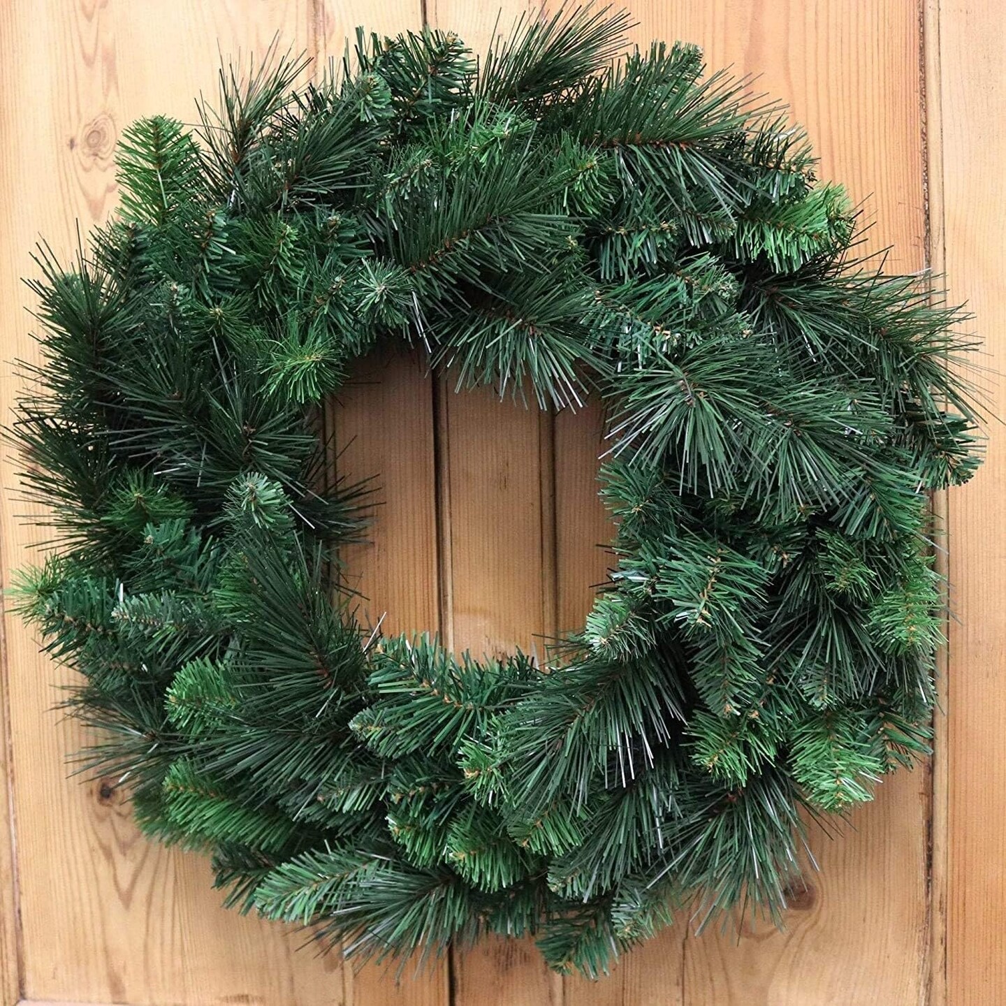Deluxe 20-Inch Evergreen Pine Wreath, Handcrafted, Festive Holiday D&#xE9;cor, Ready to Hang, Home or Office Xmas Decoration