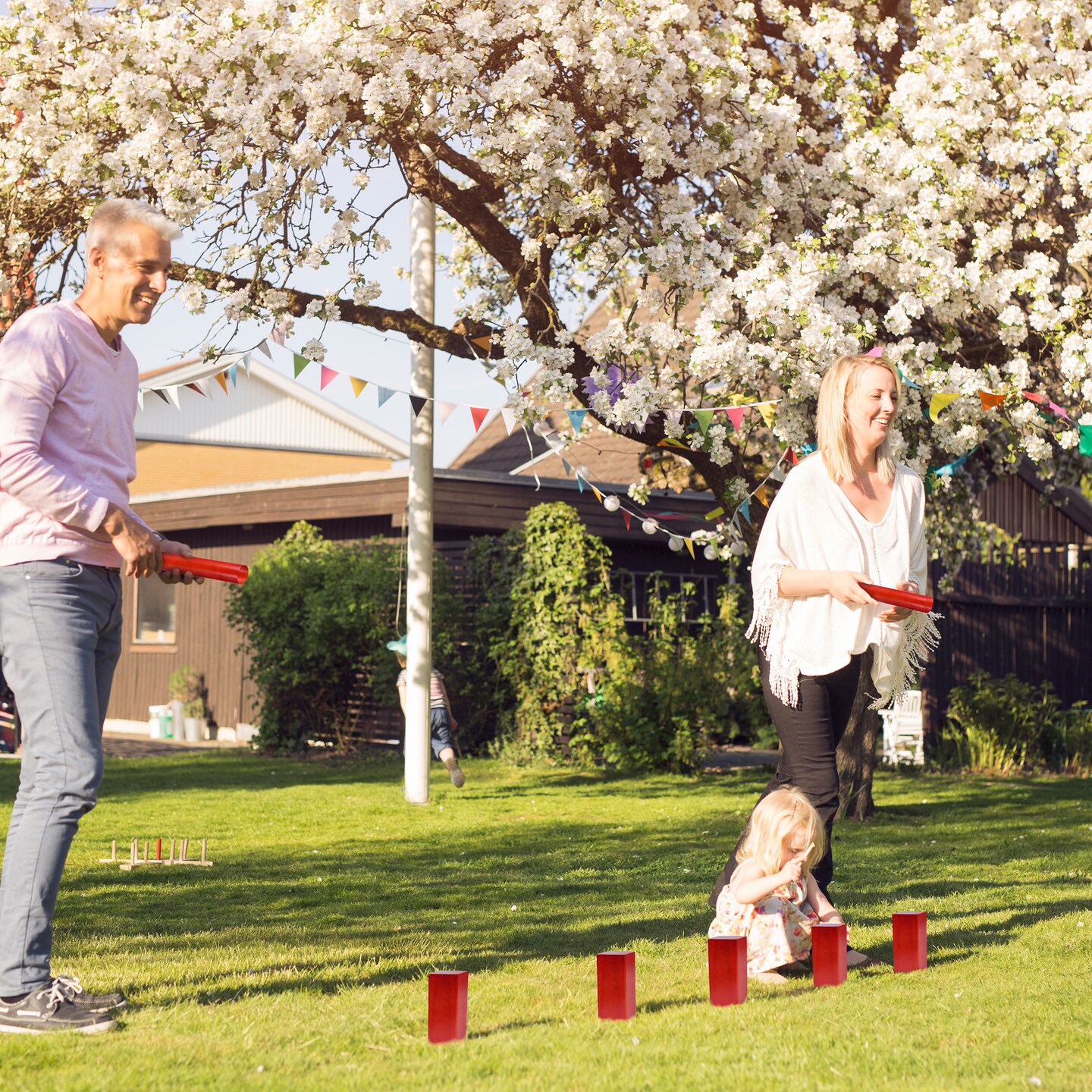 Kubb Lawn Game Set 21-Piece Viking Lawn Game