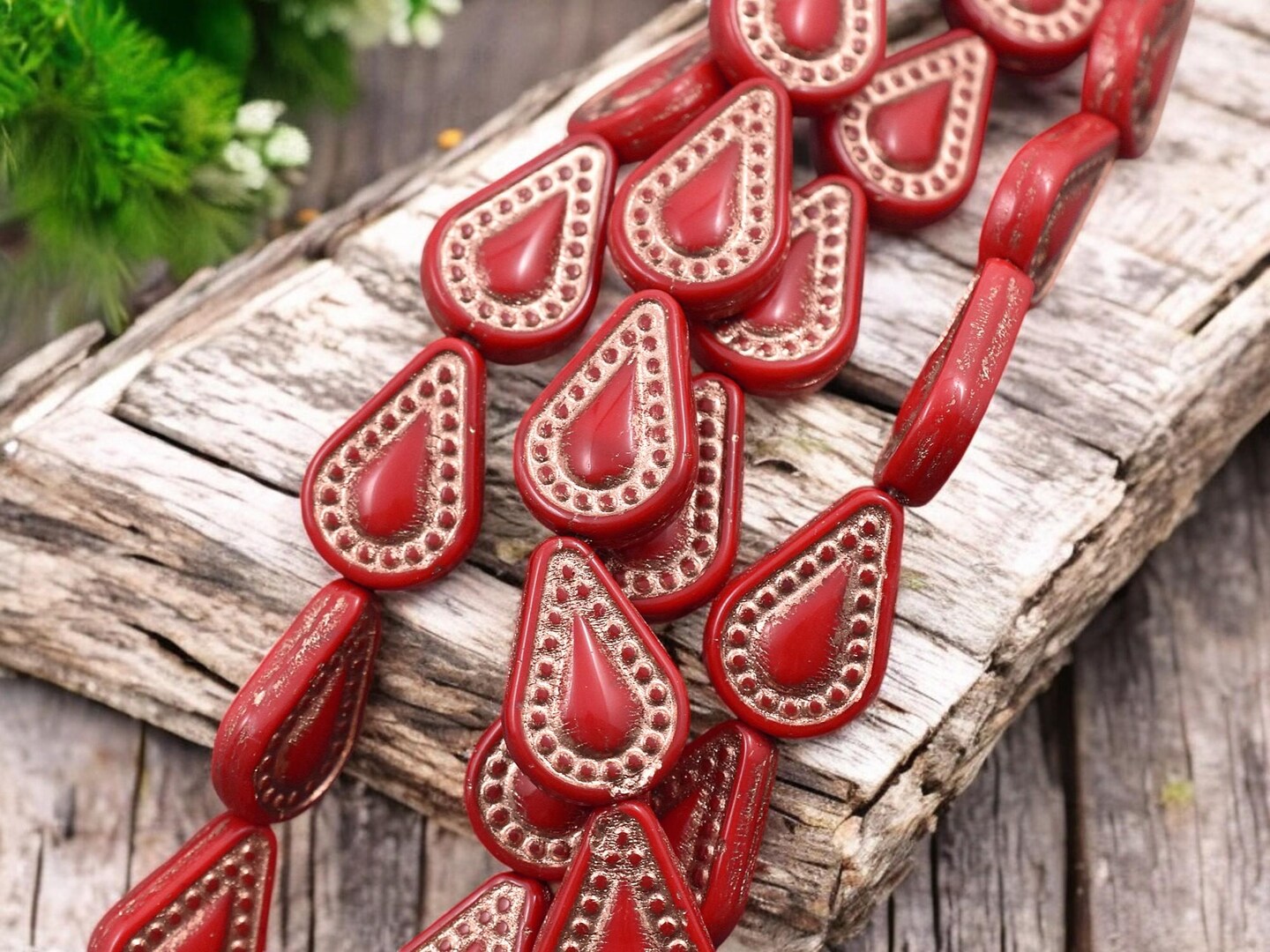 *10* 14x10mm Copper Washed Opaque Scarlet Red Filigree Drop Beads