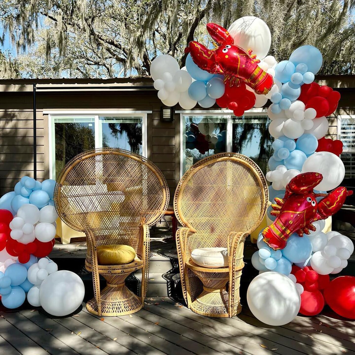 Crawfish Balloon Garland Arch Kit 143Pcs Red Blue White Balloons with Crawfish Lobster Foil Balloons(Red Blue)