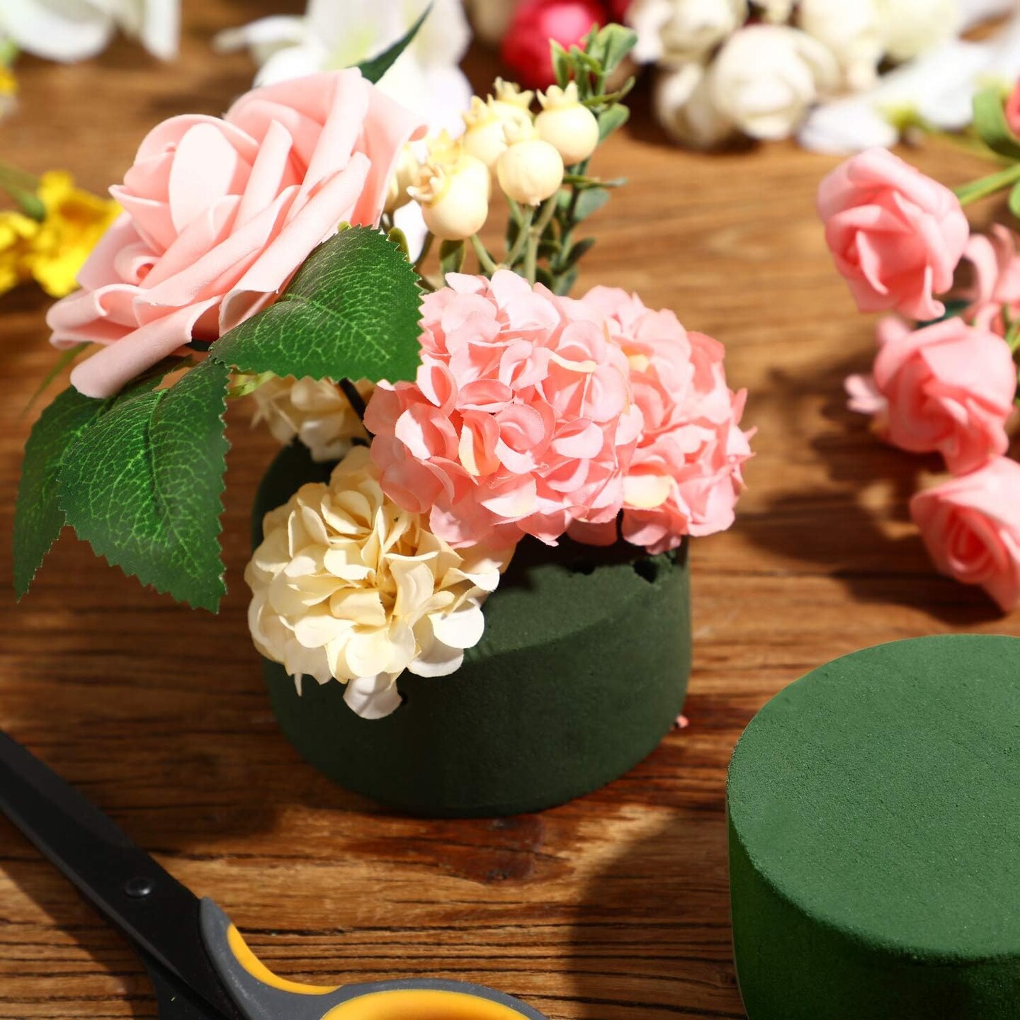 12 Pieces Round Floral Foam Wet Green Flower Foam