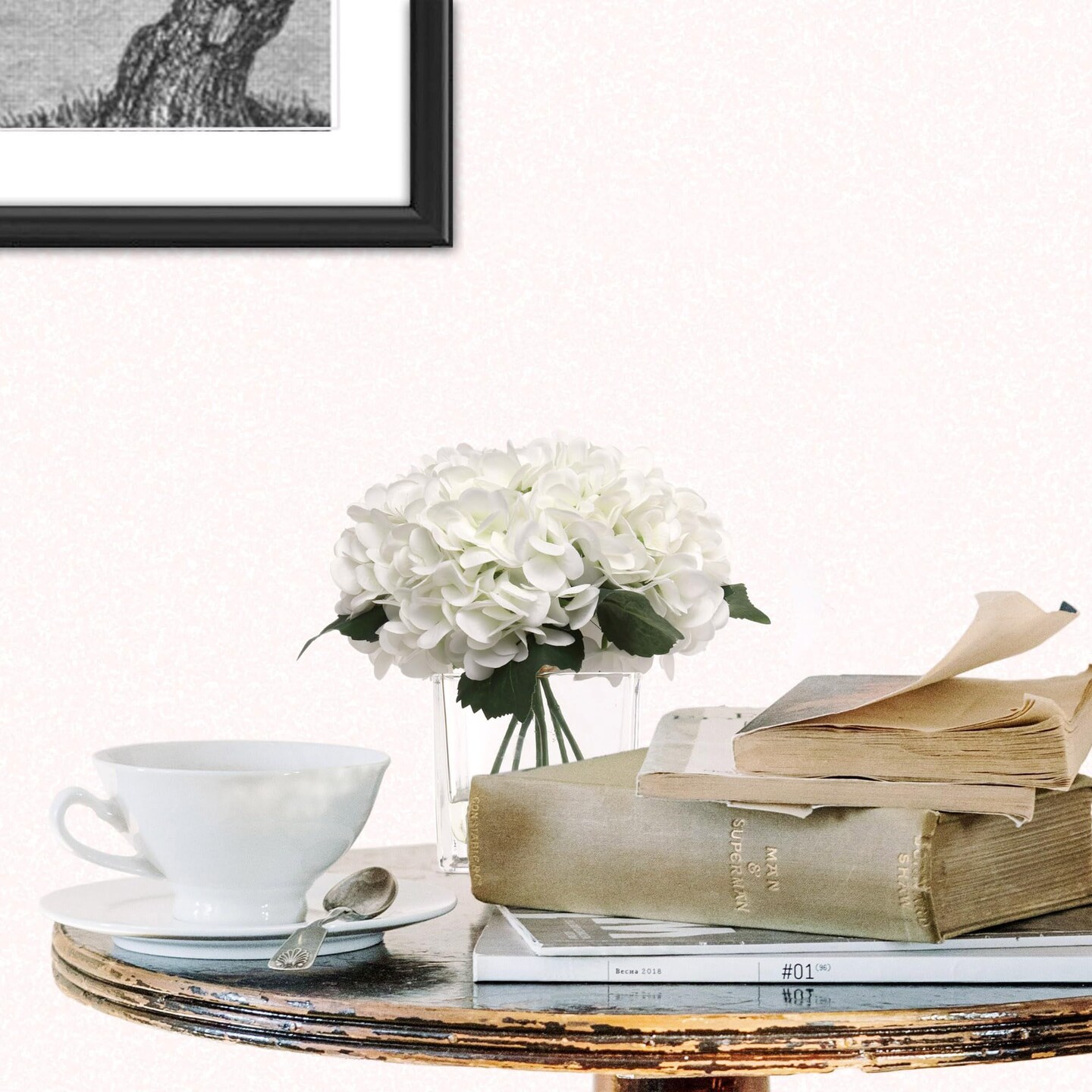 8-Pack White Hydrangea Arrangements | Faux Flowers in Glass Vases with Water Illusion – Bulk Elegant Home & Event Decor