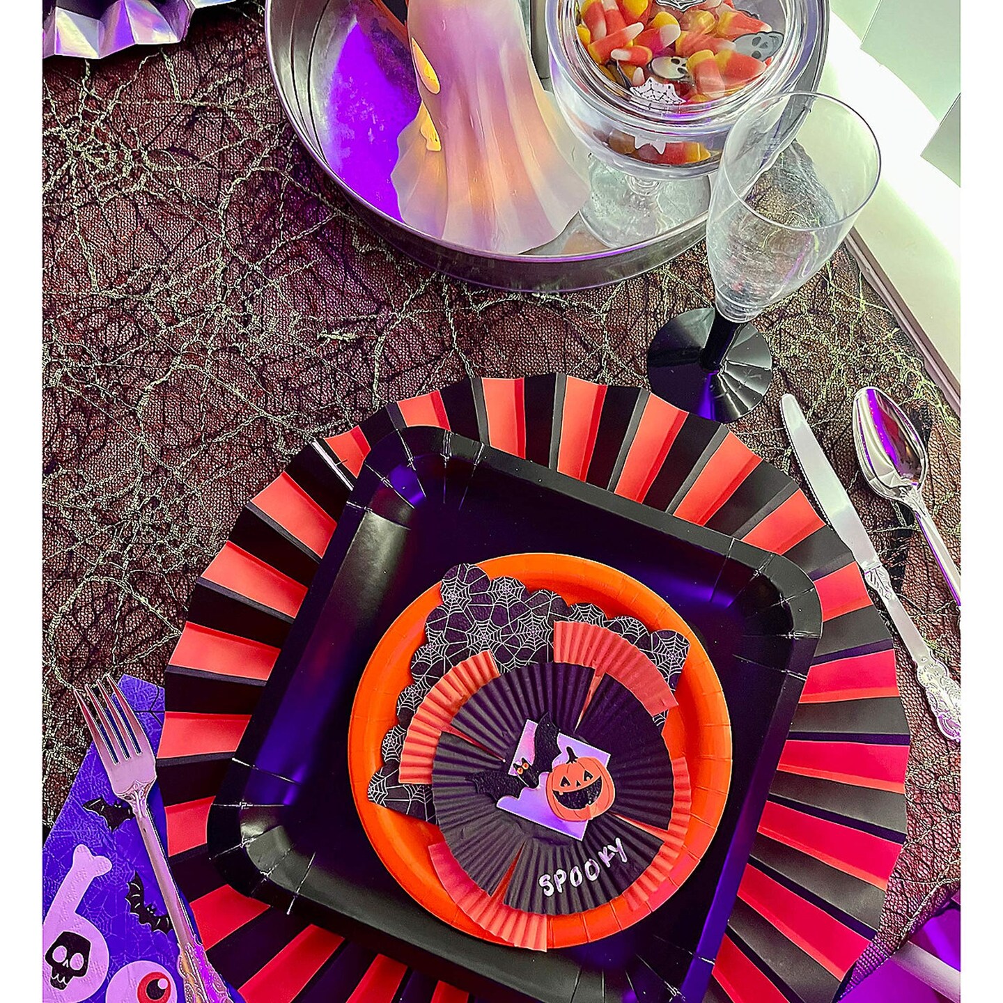 24 Count Orange Round Paper Dessert Plates 7 Inch for Fall Party Snacks