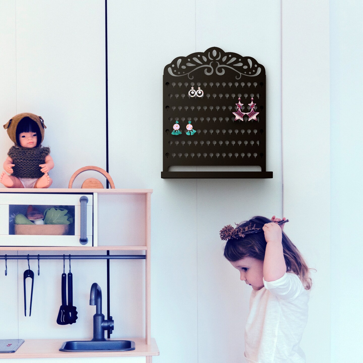 Mango Steam Slim Profile Wall-Mounted Jewelry &#x26; Earring Organizer