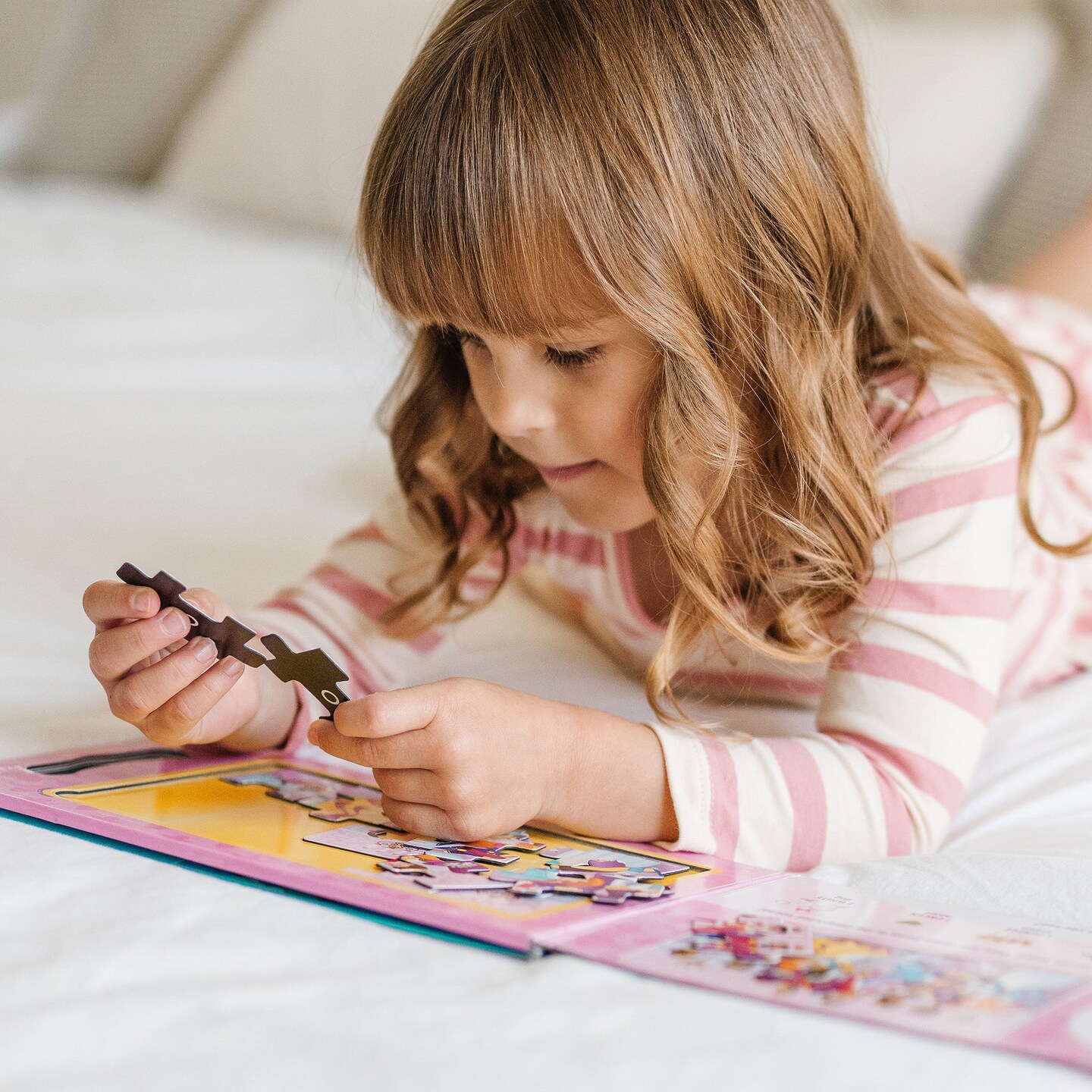Princesses Jigsaw Puzzles Magnetic Take Along