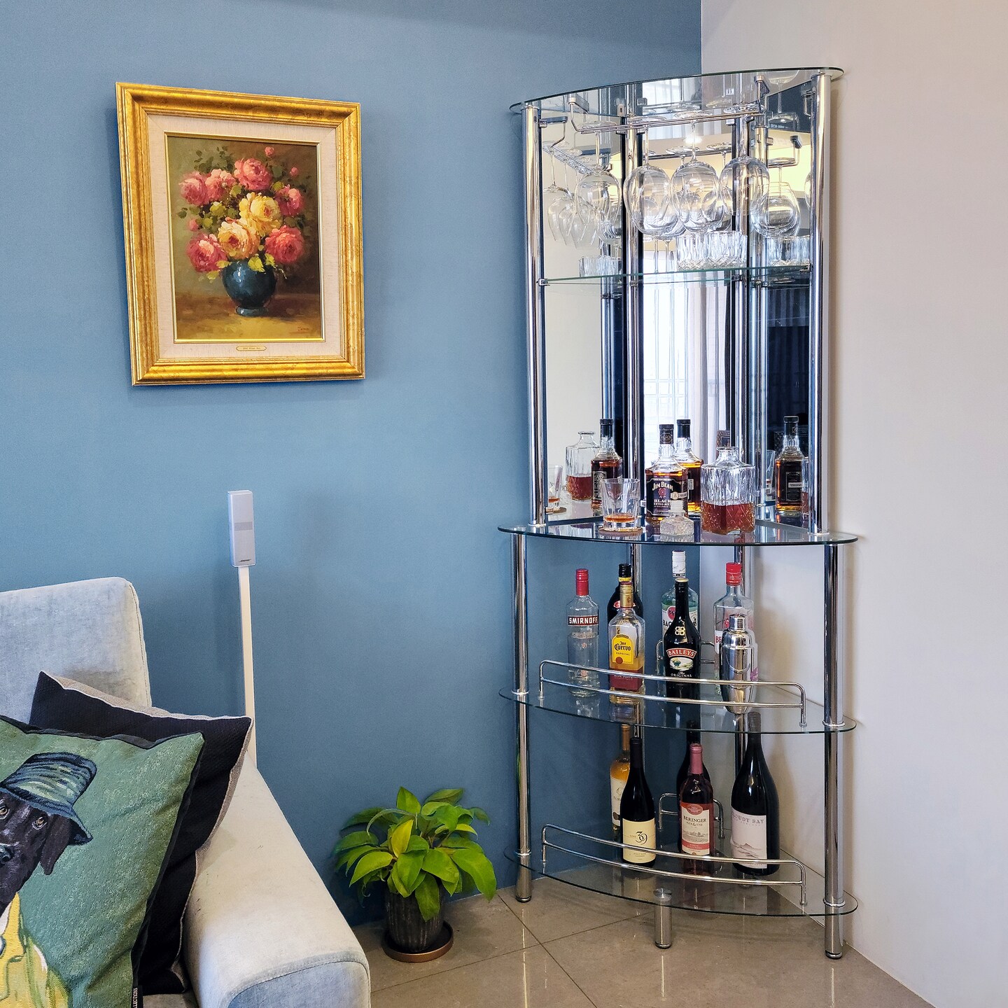 Mango Steam Contemporary Modern Home Entertainment Tower Bar