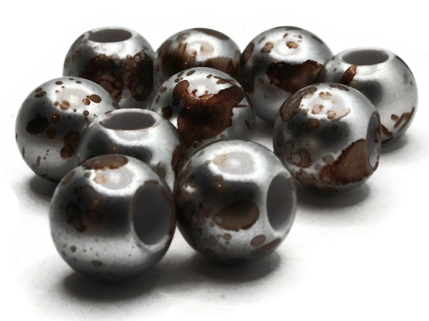 10 20mm Large Hole Macrame Silver and Brown Spatter Paint Round Plastic Beads