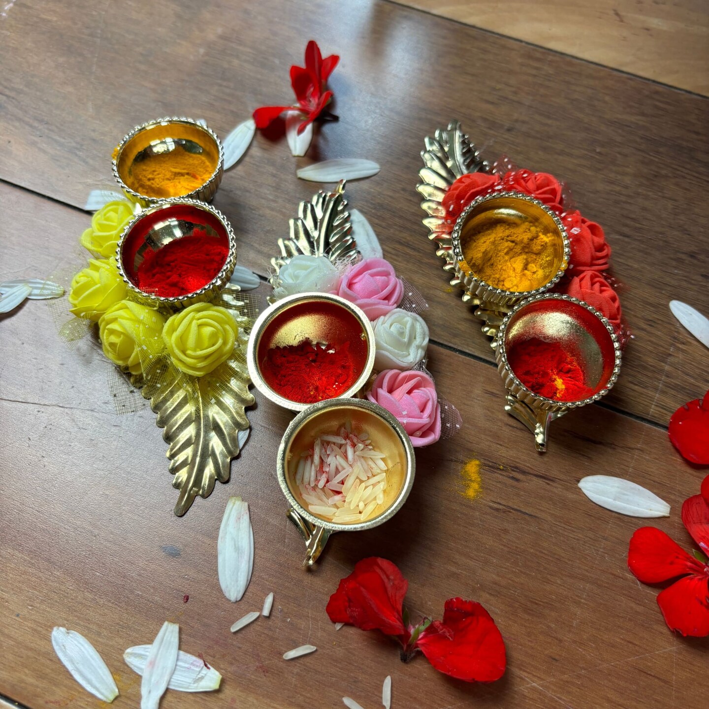 Small and Very Light Flower Haldi Kumkum Holder, Thambolam, Pooja Favor, Diwali Gift, Diwali Favor, Deewali Decor, Haldikumkum Plate, Pooja Return Gift