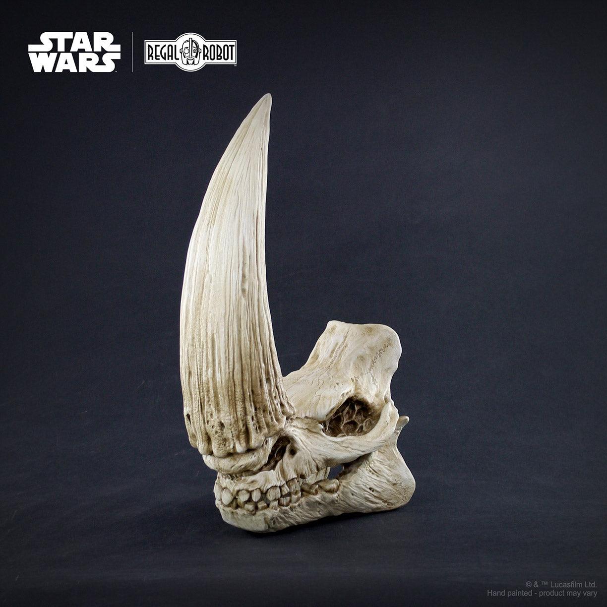 Star Wars Mudhorn Skull -The Mandalorian&#x2122; - Wall Decor Regal Robot