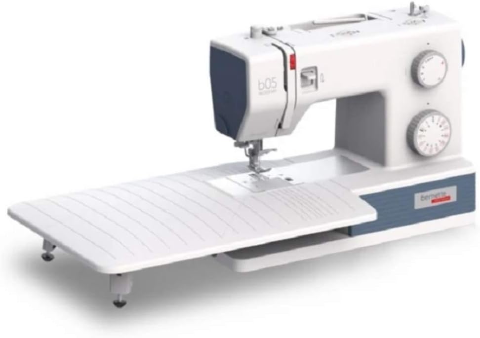Bernette 05 Academy Sewing Machine