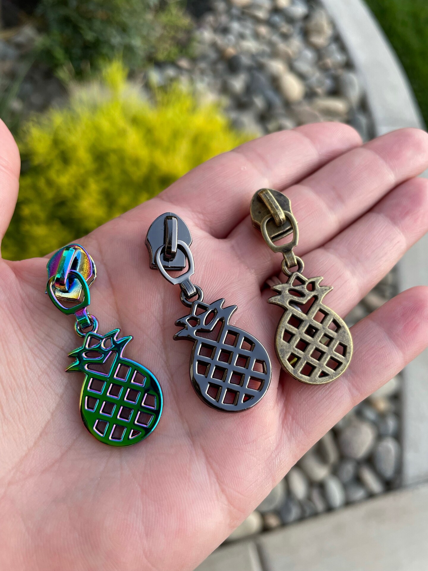 Pineapple zipper pulls