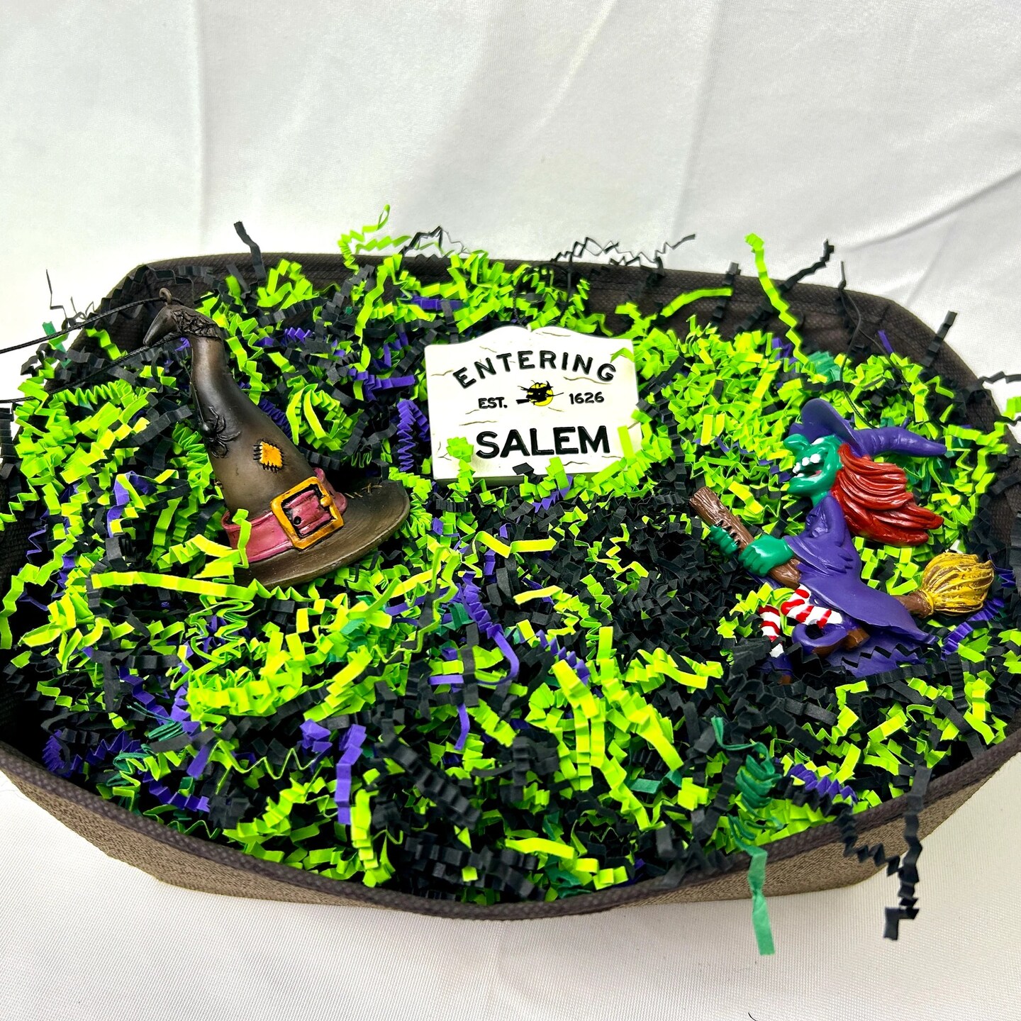Tree Buddees 1 Pound of Wicked Witch of the West Party Themed Crinkle Paper Shred for Easter Grass, Gift Baskets and Packaging