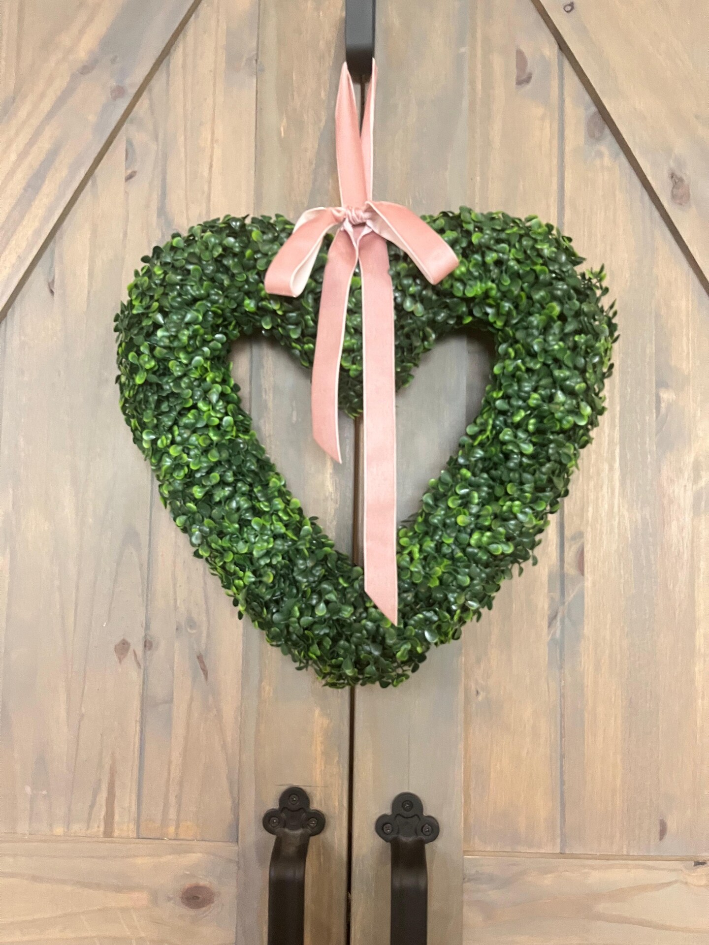 Valentines Day Wreath| Boxwood Wreath| Valentines Day Decor Boxwood Heart Wreath| Bedroom Decor| Love Wreath| Wedding Decor|  Love Gift - image10