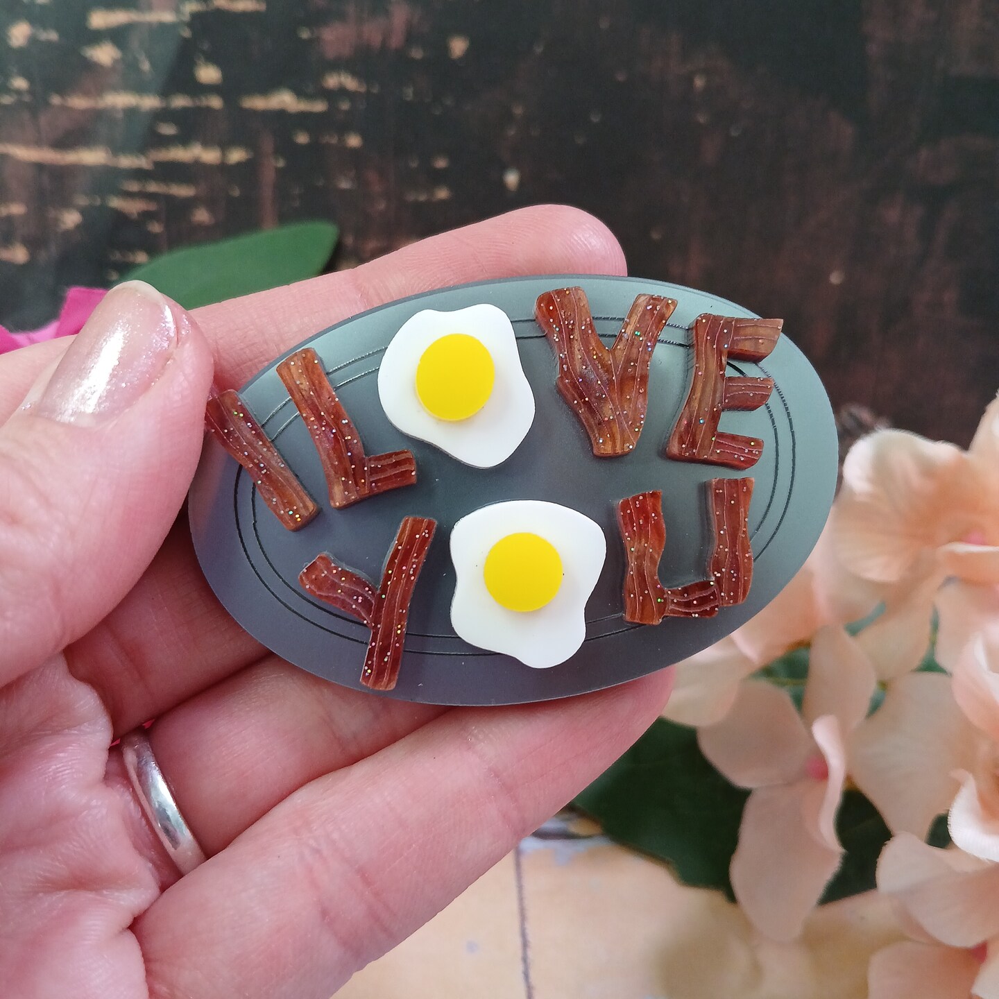 I Love You ~ Bacon and Eggs Classic Simpsons Valentine’s Day Brooch Pin Gift