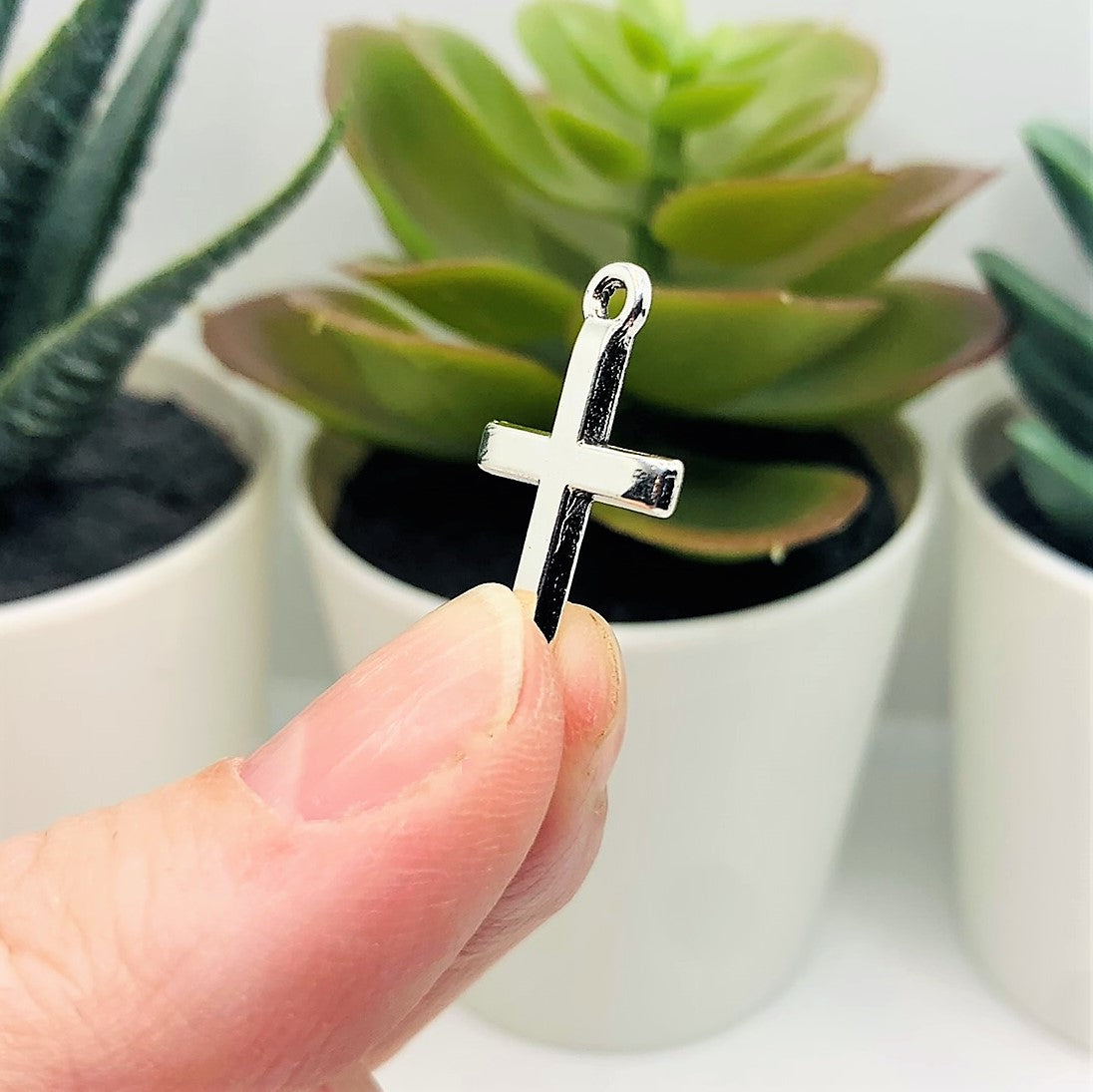 4, 20 or 50 Pieces: Silver Simple Cross Charms