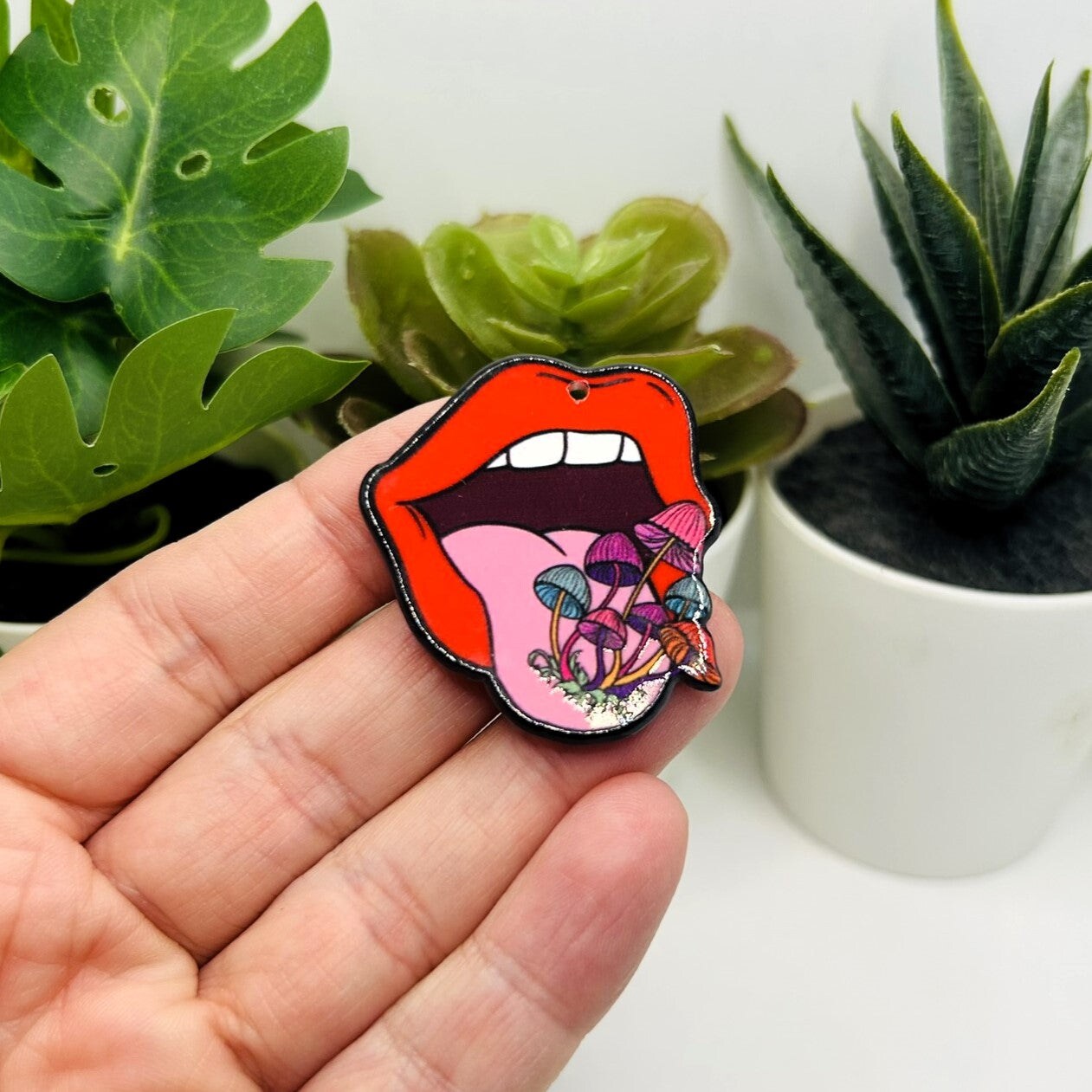 1, 4 or 20 Pieces: Red Mushroom Mouth Pendants