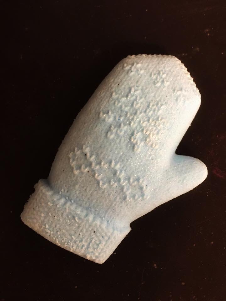 Winter Glove - DB Bath Bomb Moulds
