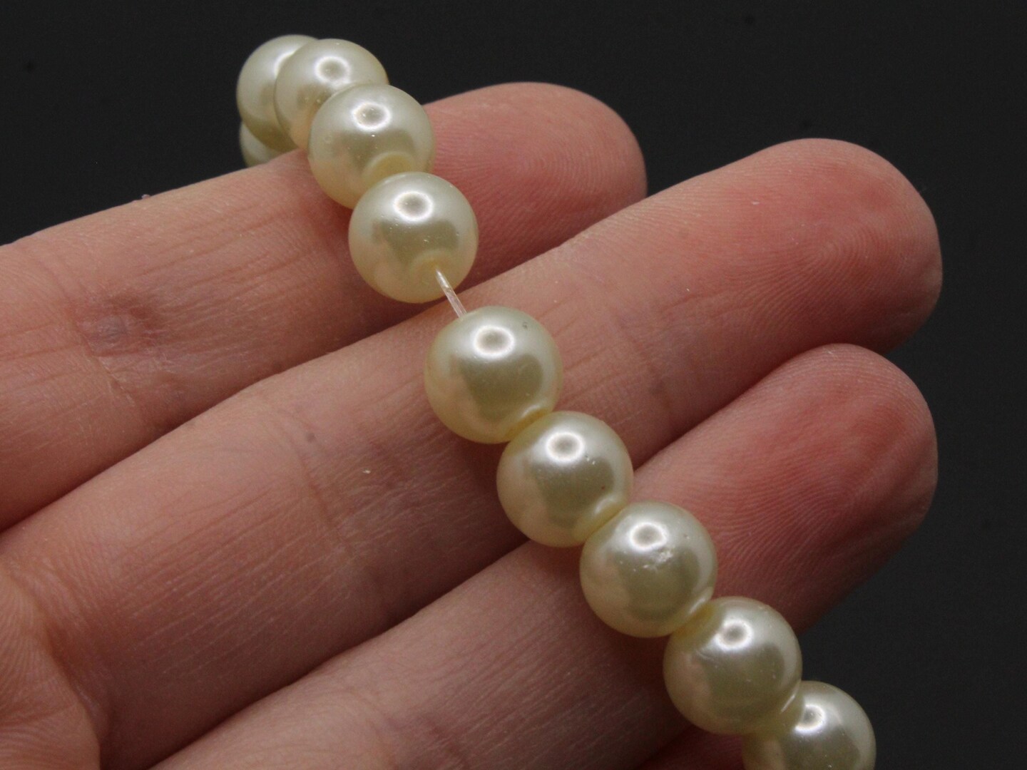 53 8mm Round White Glass Pearl Beads