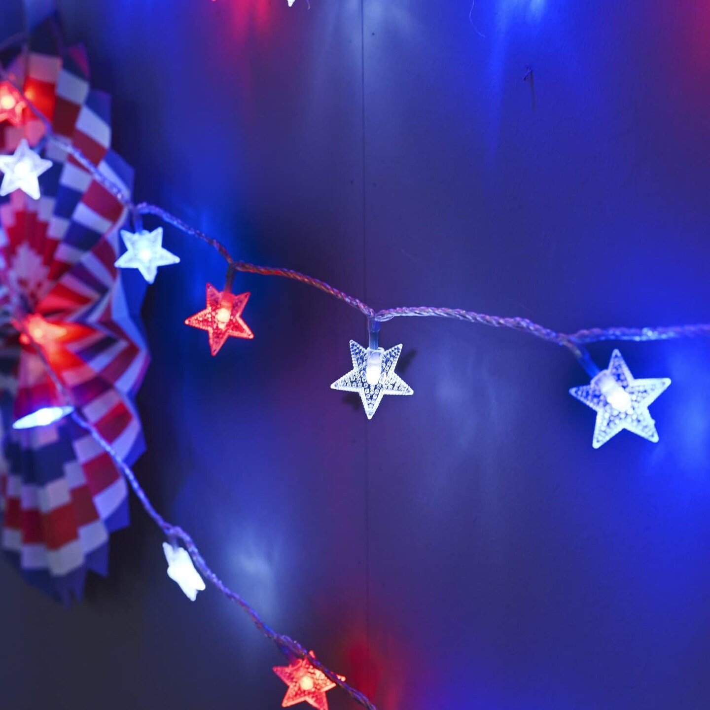 Red White Blue Solar Lights, 4th of July Decor Star String Lights 100LED Garden Solar Lights 51FT Waterproof 8 Modes for Outdoor Garden 4th of July Independence Day Memorial Day Decor