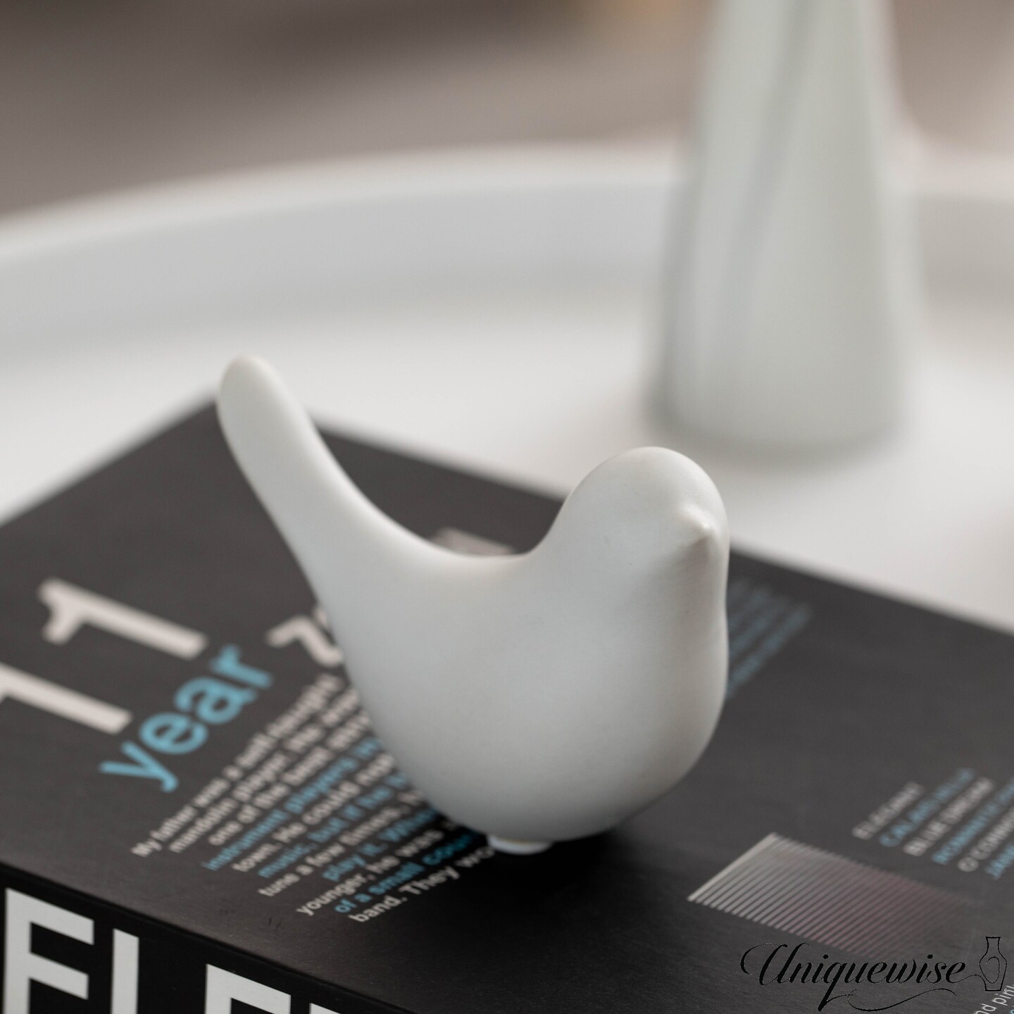 Uniquewise Set of 2 White Ceramic Bird Statue