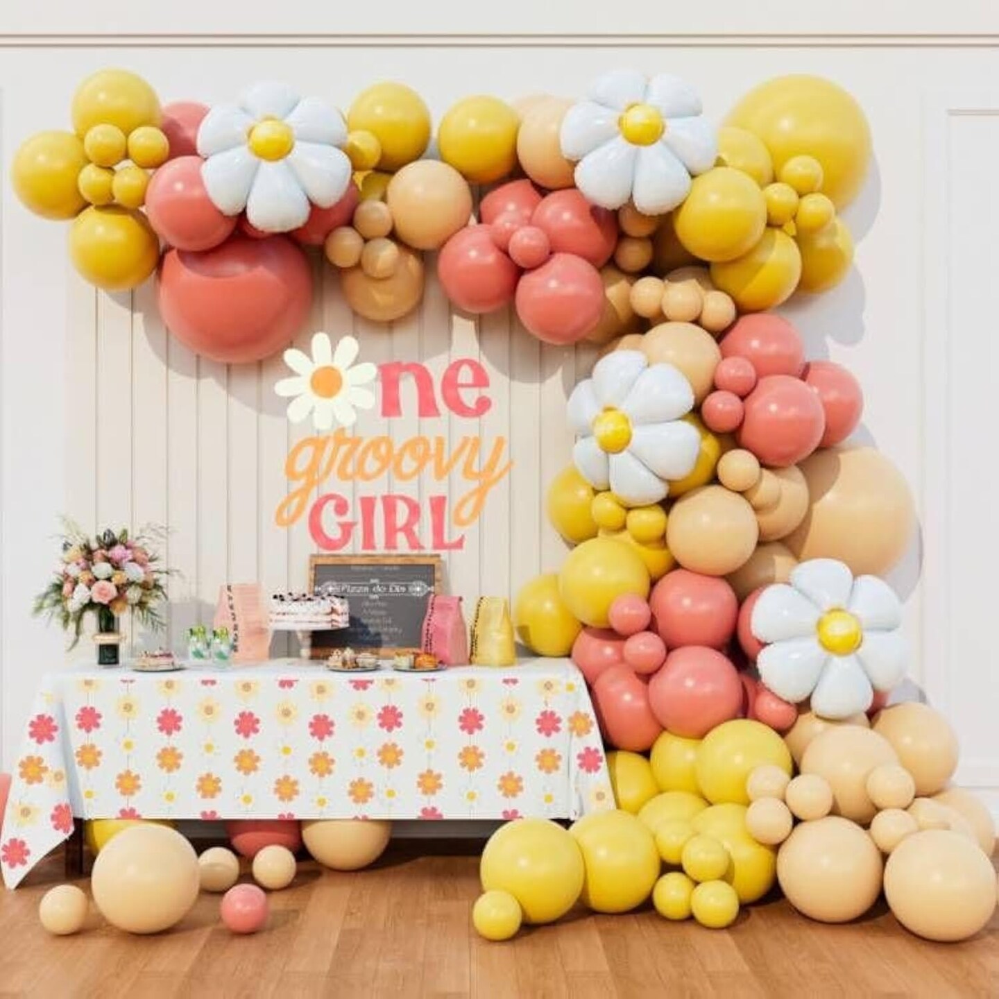 Groovy Daisy Balloon Garland Arch Kit 143pcs for Floral Mother&#x27;s day Best Mom Ever Boho Retro Spring Floral Girls One Two Birthday Baby Shower Party Decorations