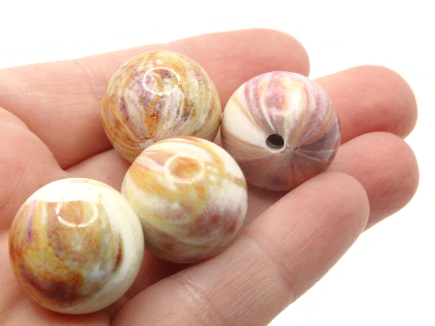 4 20mm Off White with Red and Brown Stripe Vintage Lucite Round Beads