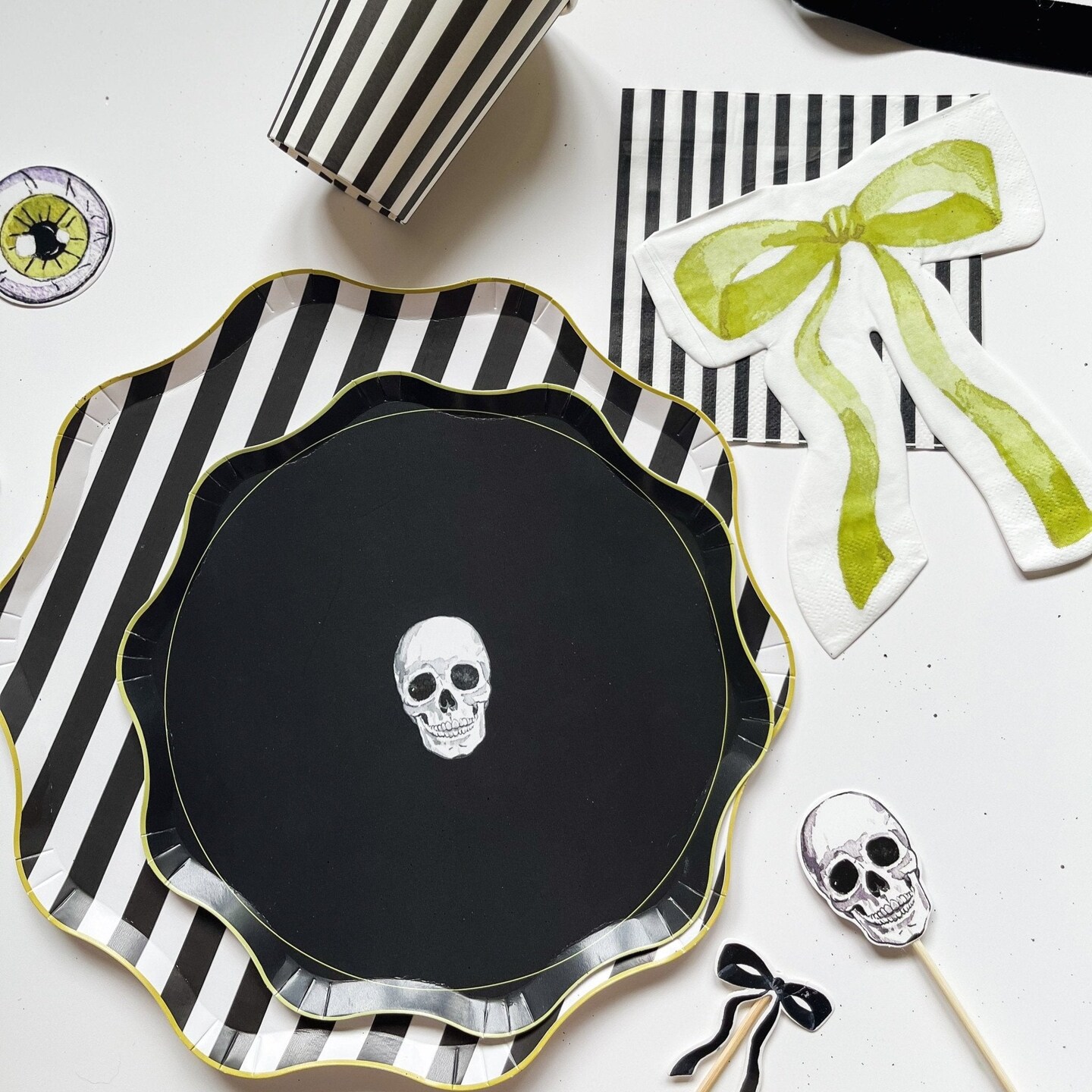Halloween Solid Dessert Plates (12pcs)