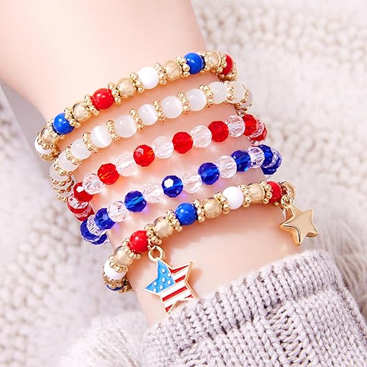 4th of July Bracelets for Women American Flag Patriotic Bracelet Set Red White Blue Independence Day Beaded Bracelets Boho Stretch Beads Bracelets USA Heishi Surfer Charm Bracelet Summer Beach Bracelets Jewelry