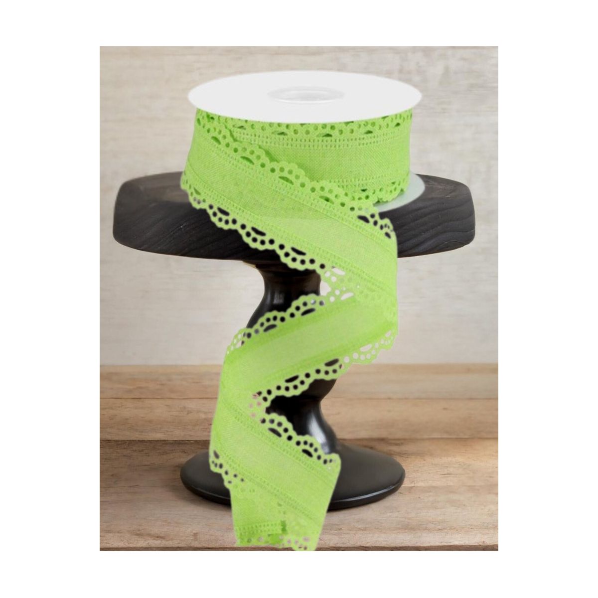 1.5&#x22; Scalloped Edge Ribbon: Bright Green (10 Yard)