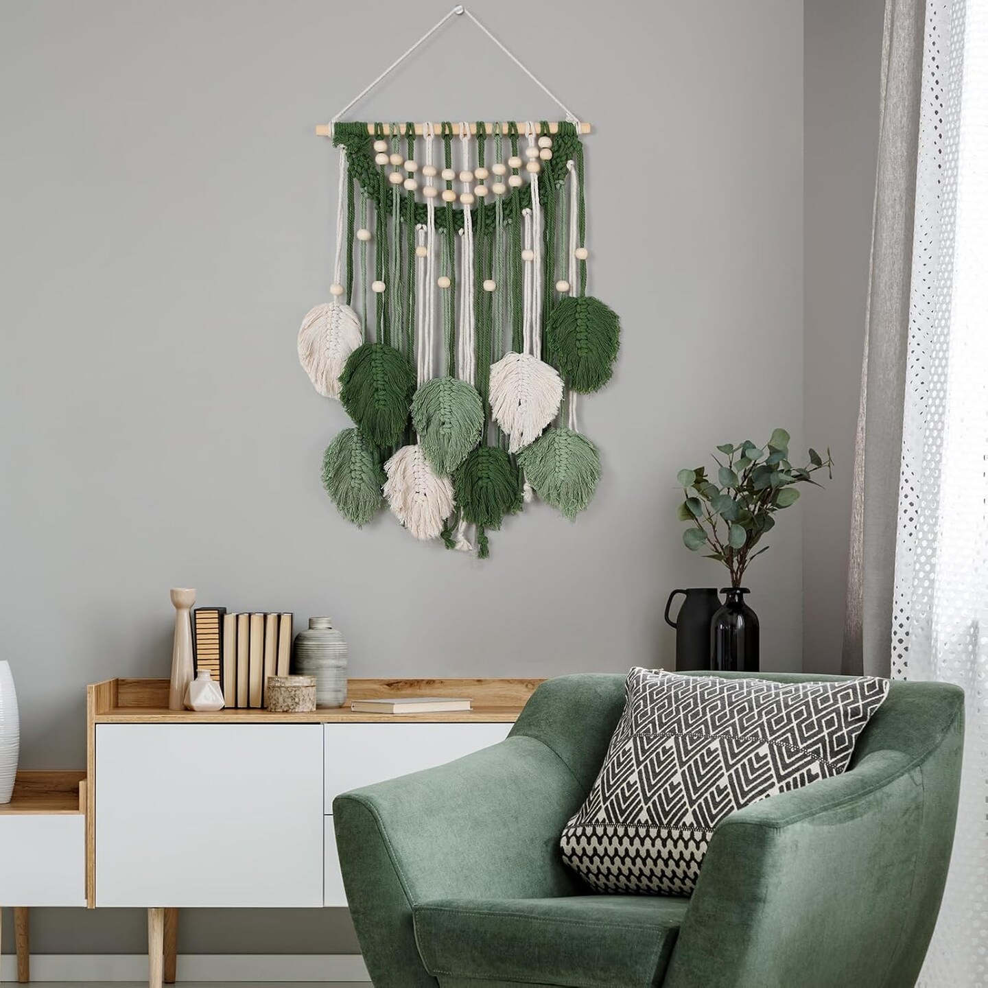 Leaves Macrame Wall Hanging Boho Feather Macrame Wall Decor Woven Tapestry Green Stylish Feather Hanging for Nursery Bedroom Living Room 27.6 x 15.8 Inch