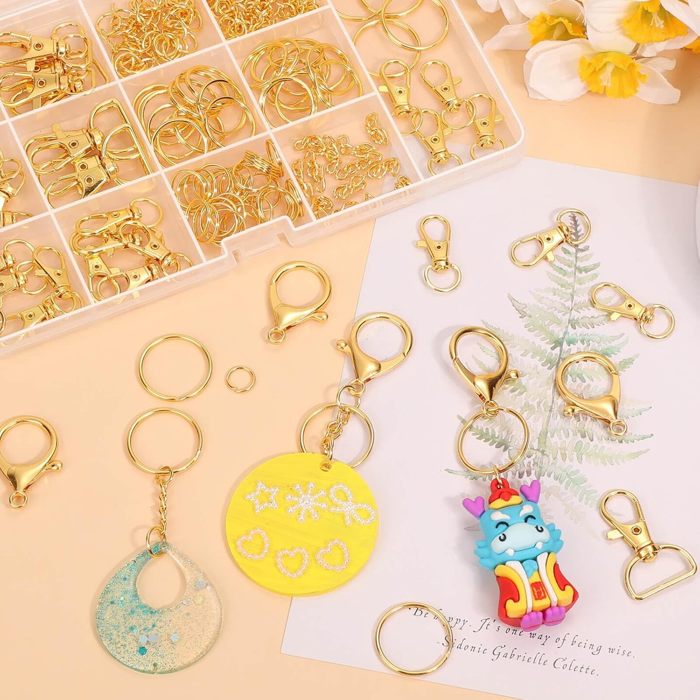 300PCS Keychain Making Kit, Keychain Craft Supplies Including Key Chain Clips, Lanyard Snap Hooks, Key Rings and Jump Rings for Key Chain Making, Purse Making, Lanyard Making