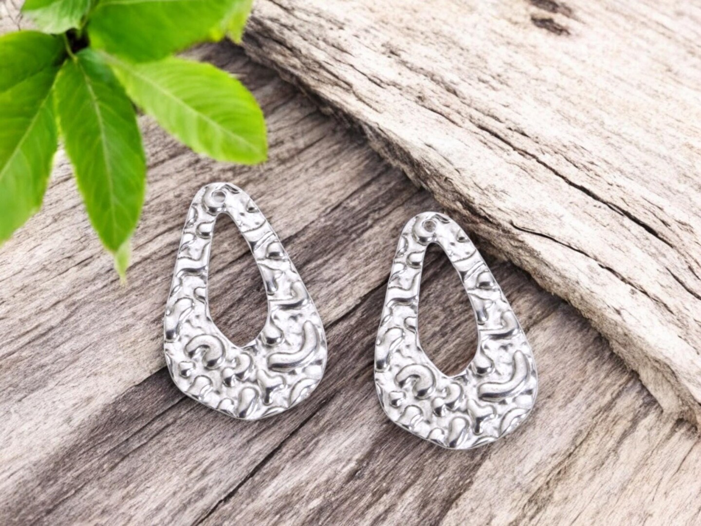 *2* 34x22mm 304 Stainless Steel Hammered Drop Charms