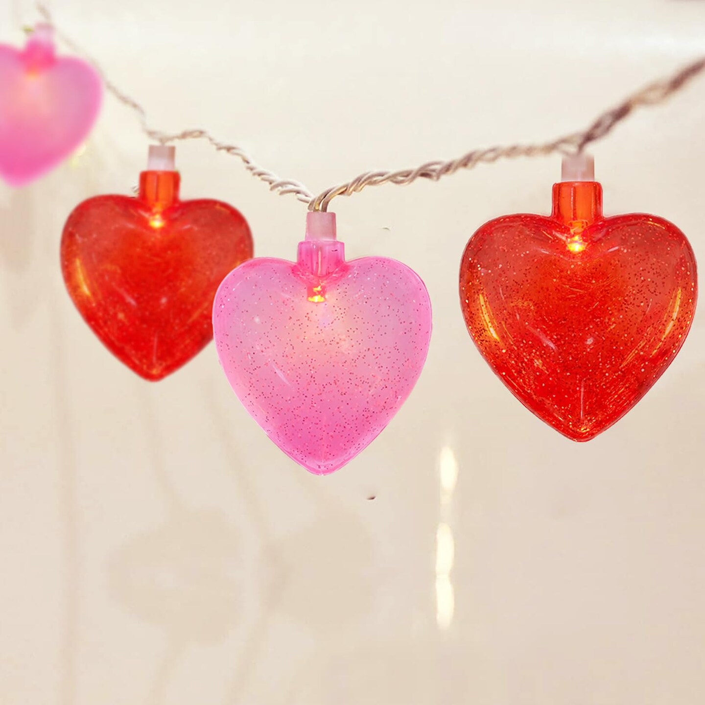 Heart String Lights, 8.5Ft Valentine's Day Decorations String Lights with 10 Pink and Red Heart Lights, Plug in Heart Fairy Lights for Bedroom Home Wedding Indoor Outdoor Valentine's Day Decor