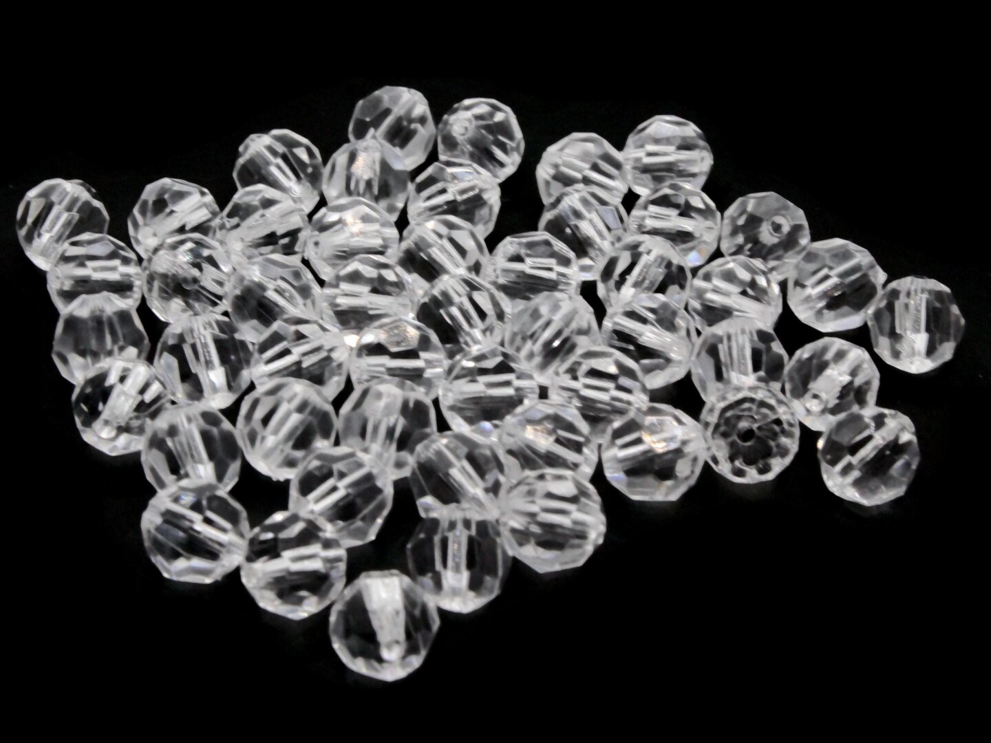 50 8mm Clear Faceted Round Vintage Lucite Beads