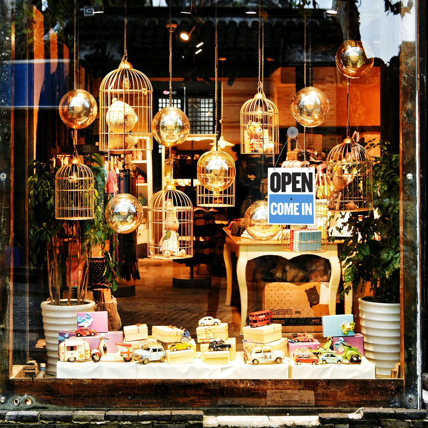 BAZIC Clock Sign "WILL RETURN" w/ "OPEN" sign on back 7.5" X 9"