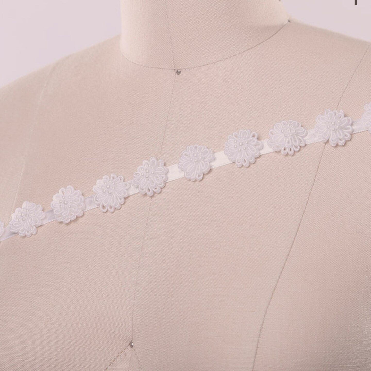 1 Yard 3D Ivory Flower Ribbon Trim Firm Satin Narrow Floral Accent