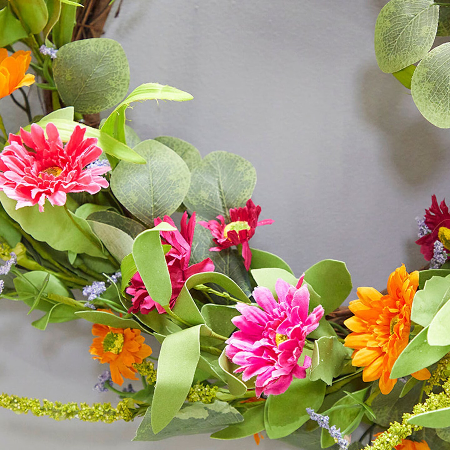 24" Mixed Gerbera Wreath Vibrant Silk Floral Memorial & Décor Wreath for All Seasons