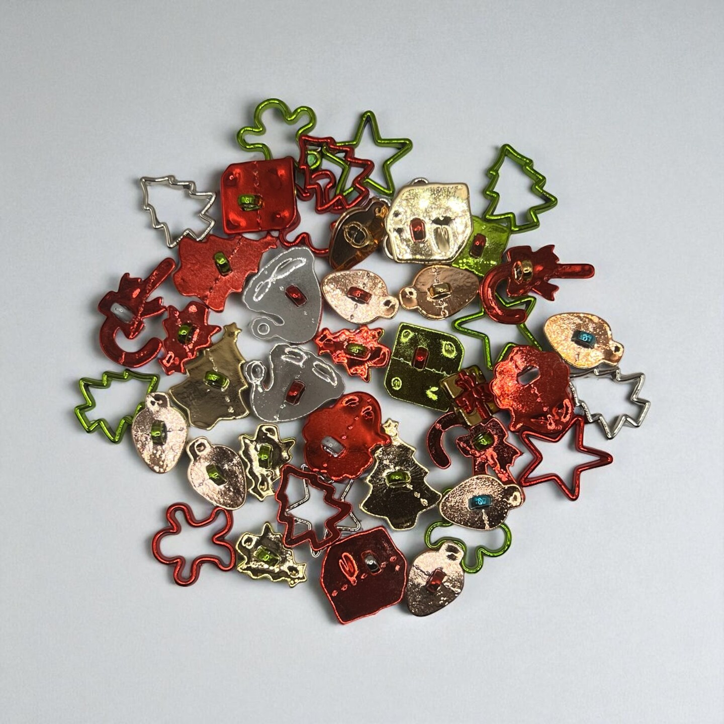 51-Piece Christmas Button Assortment &#x2013; Holiday Craft Buttons with Santa, Trees, Gifts &#x26; Stars