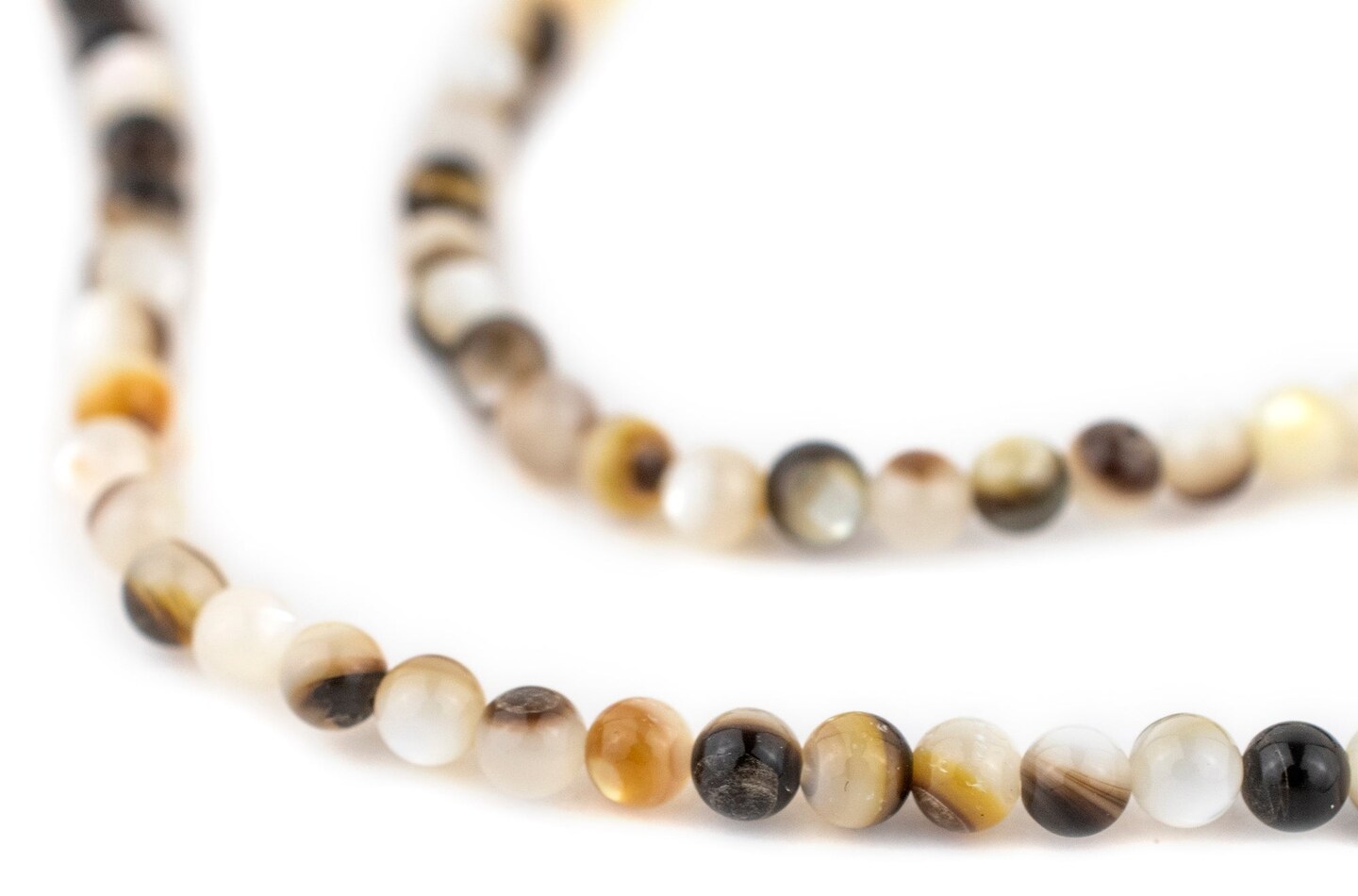 The Bead Chest Round Black &#x26; White Shell Beads (4mm)