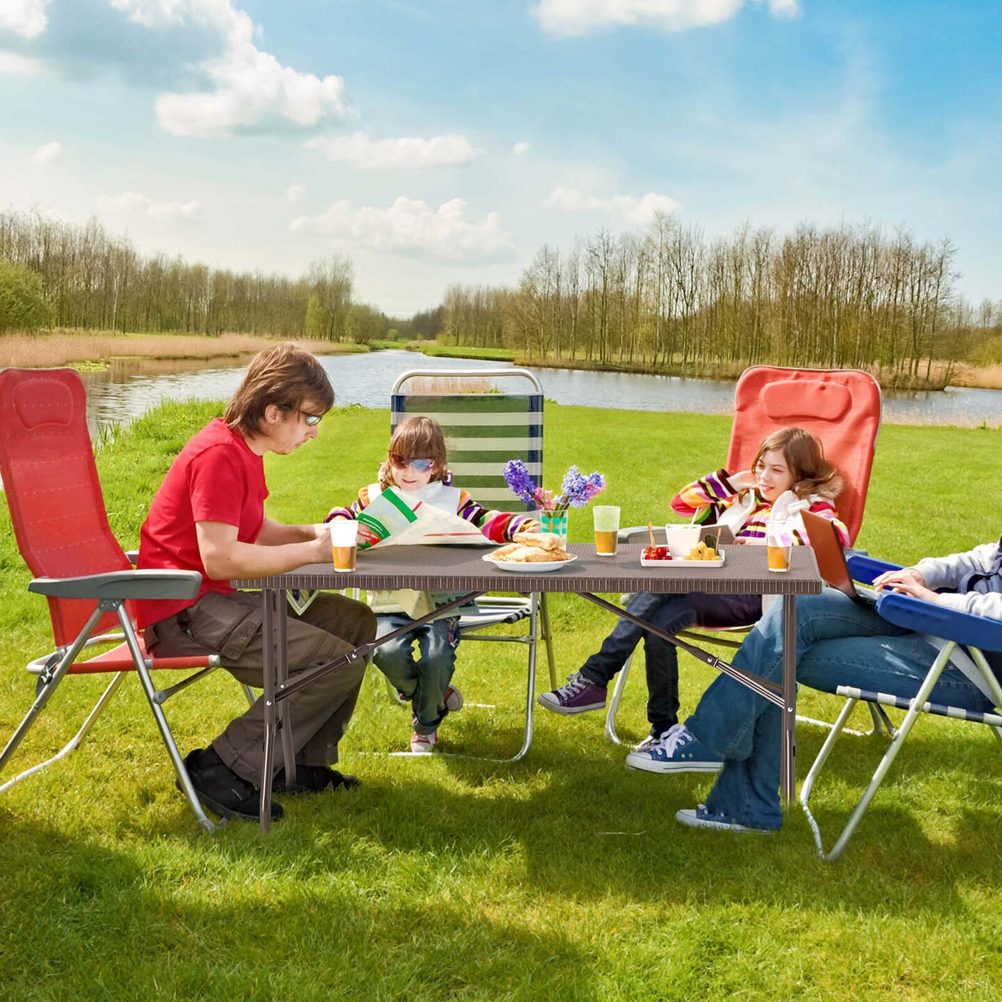 Costway 5 ft Folding Picnic Table Outdoor Dining Table with Rattan Grain HDPE Tabletop Brown/Black