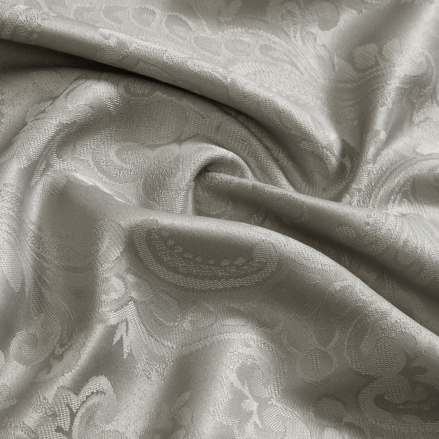 Threadmade Home Caiden Elegance Damask Tablecloth, Silver - 60"W x 84"L