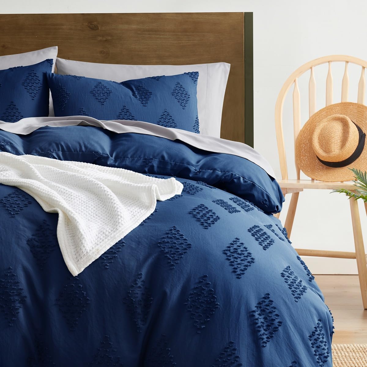 Nestl Bedding Tufted Duvet Cover Set with Quilted Down Alternative Comforter Insert