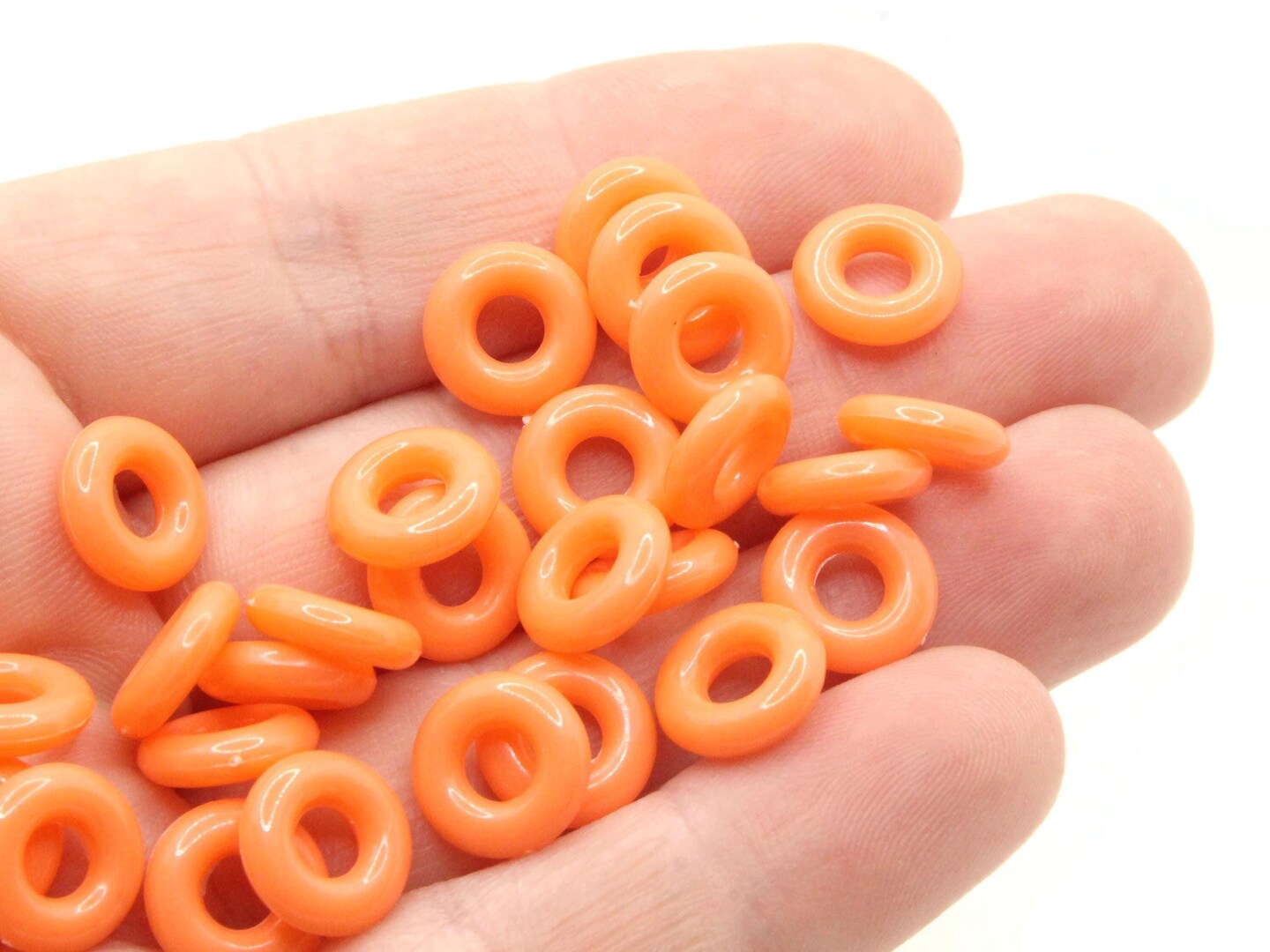 40 10mm Orange Ring Vintage Plastic Link Beads
